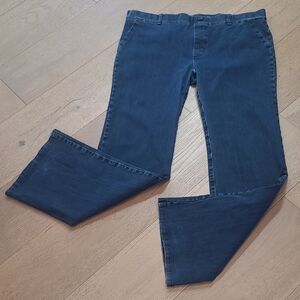 Betabrand  Jeans Women's sz 2X Long Pull On Boot Cut Denim Jean
